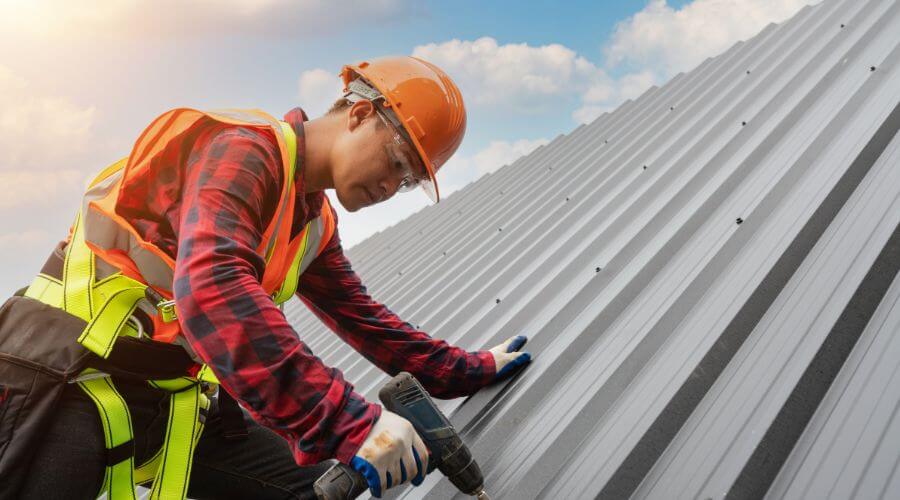 GAF certified roofer in Fountain City, IN